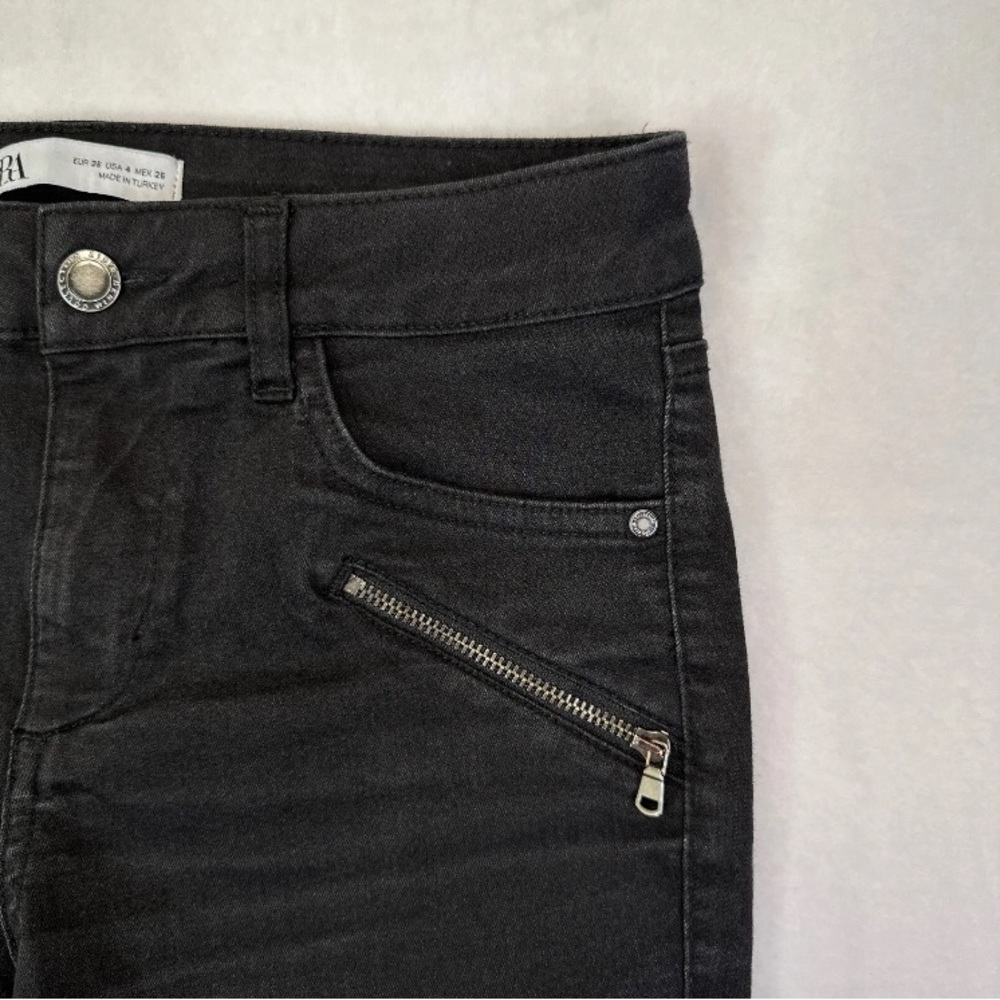 Zara - Women’s Jeans - Picture 11 of 15